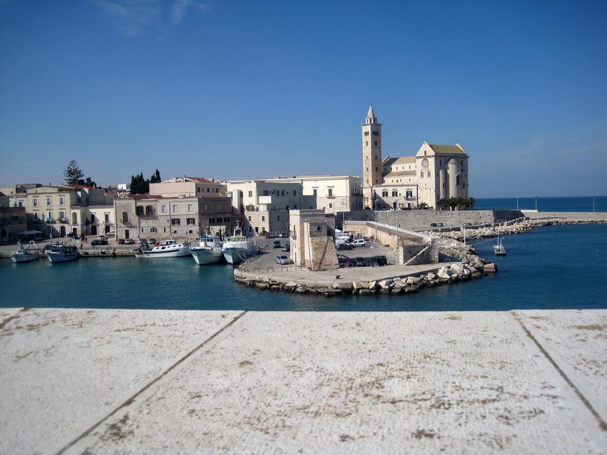Borgo Marsala Bed & Breakfast Trani Eksteriør bilde